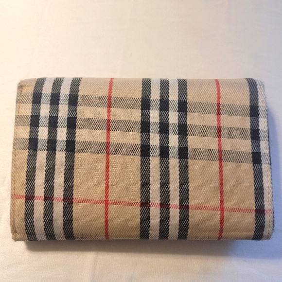 Burberry Wallet - Picture 4 of 6